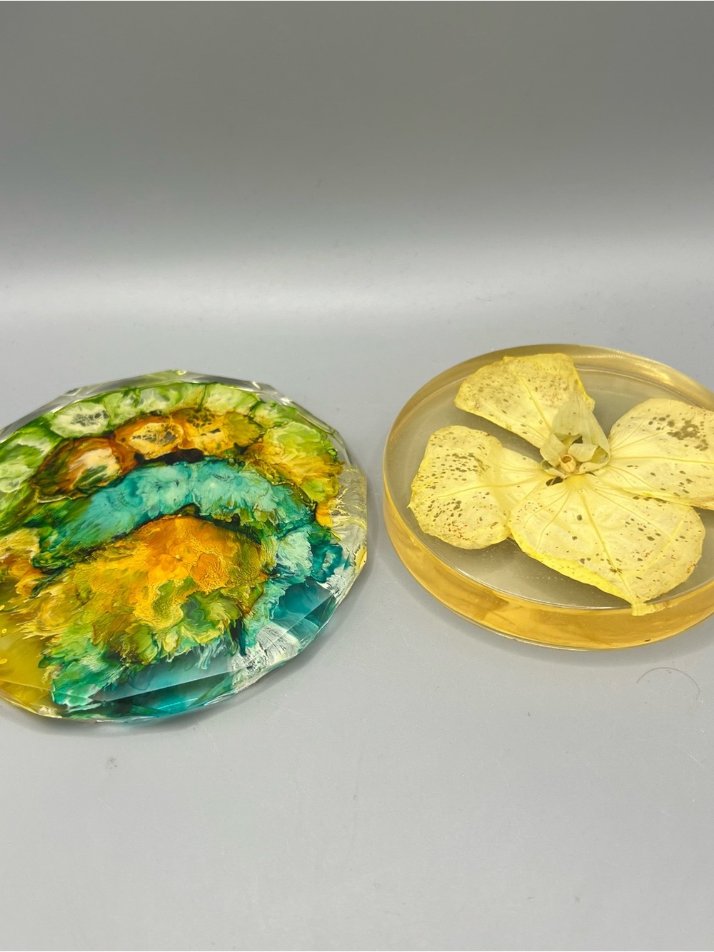 Lot Of 2 Lucite Acrylic Coasters Vintage 1970’s Square Pressed Flowers MCM